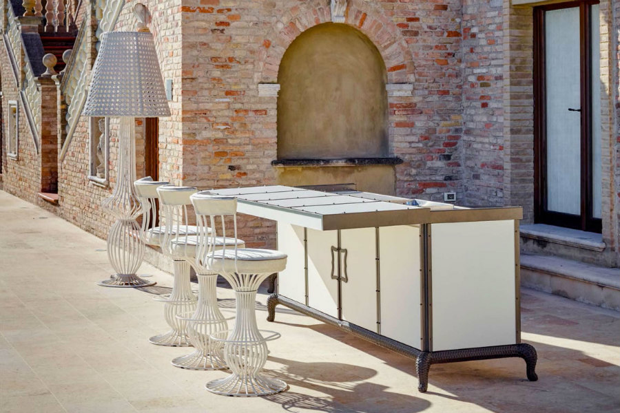 Top 7 benefits of a linear outdoor kitchen 3