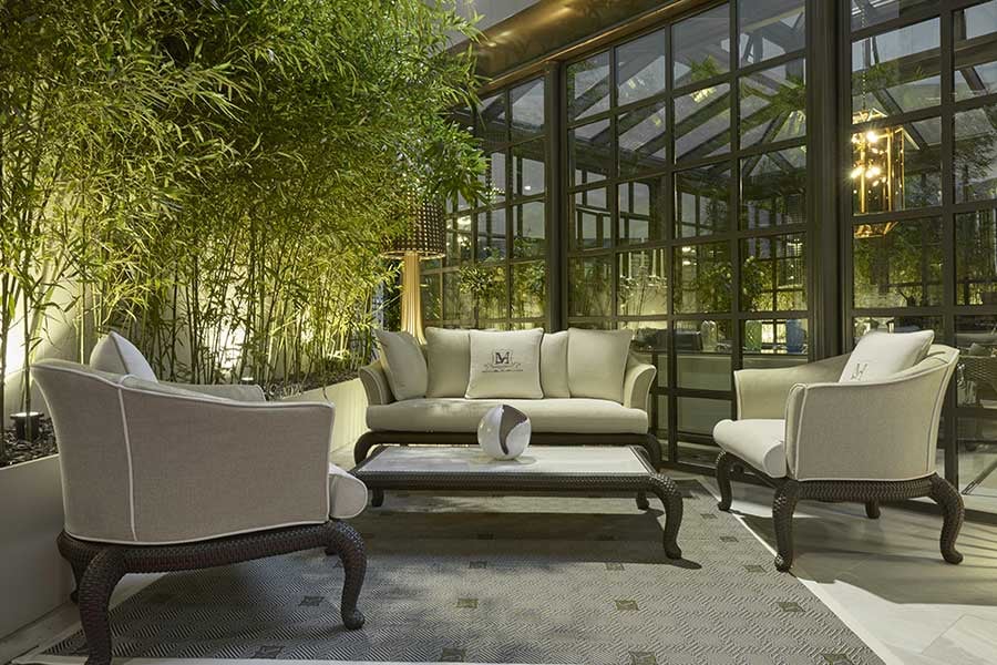 choose luxury outdoor furniture-sofa