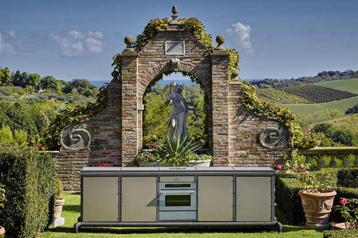 How to design a luxury outdoor kitchen atmospheres